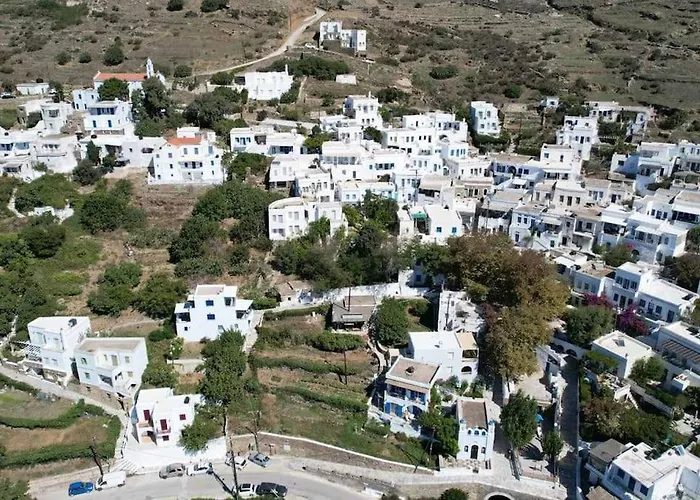 Apopsis Tinos View Triandáros