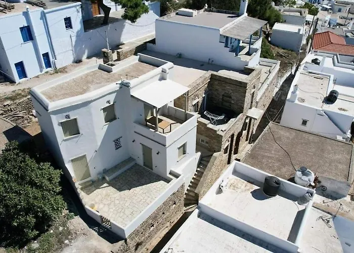 Apopsis Tinos View