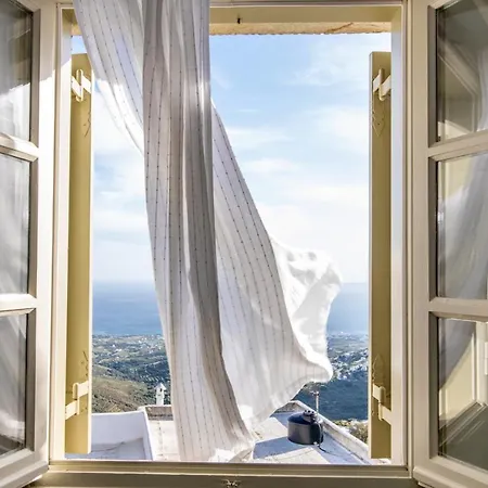 Apopsis Tinos View